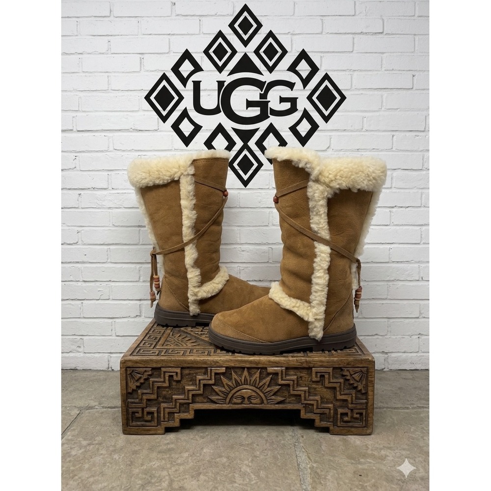 UGG Australia RaRe🤎Nightfall Chestnut Sheepskin Wool Boots  Women 9 New Zealand